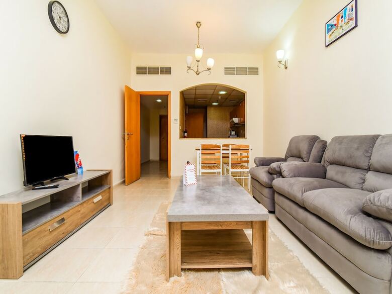 Apartamento Oyo Home 257 1bhk Axis One