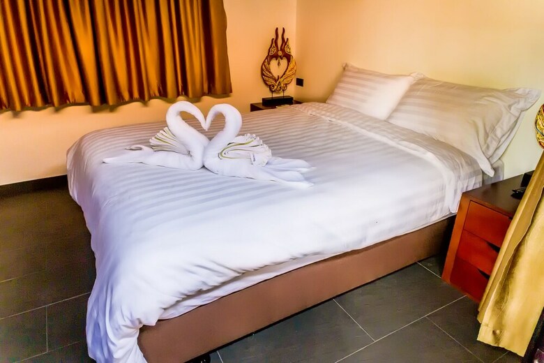 Hotel Heaven - Private Resort Pattaya