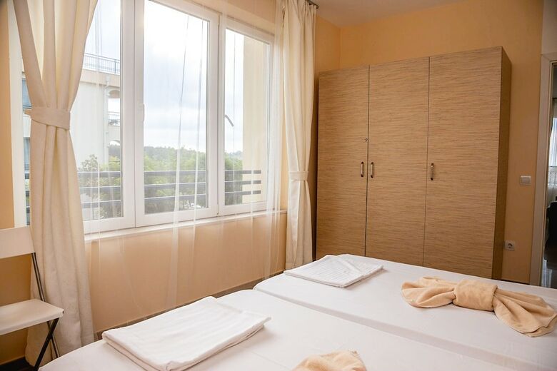 Fm Deluxe 2-bdr Apartment In Sun Resort With Sea View