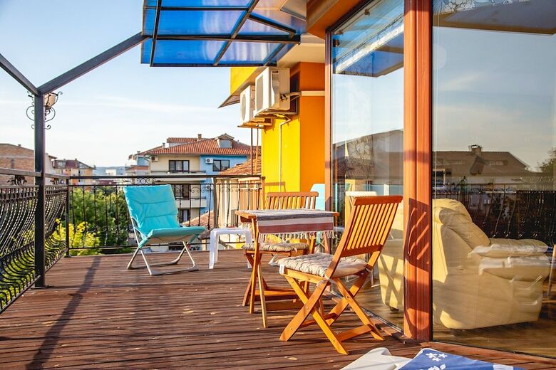 Fm Premium 2-bdr Apartment - Top Centre