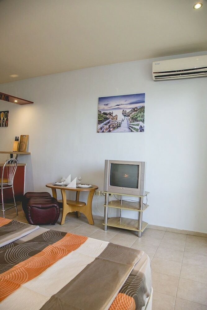 Apartamentos Fm Premium Studio In Hotel Planeta