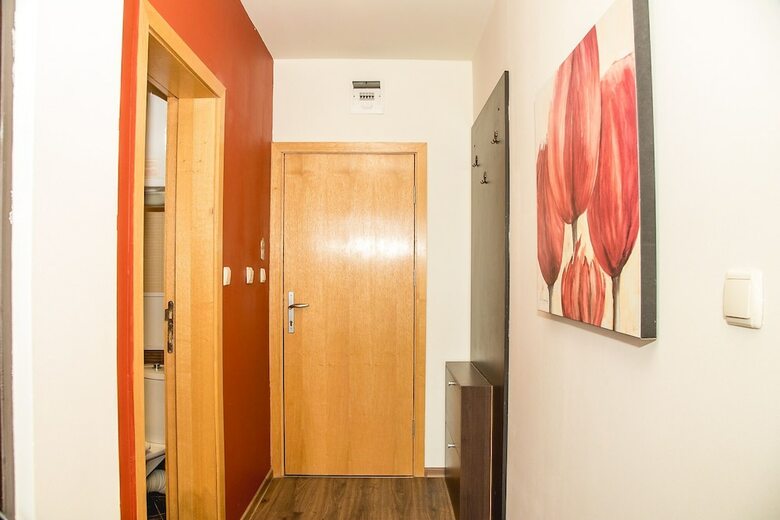 Fm Premium 1-bdr Apartment With Terrace-pacific