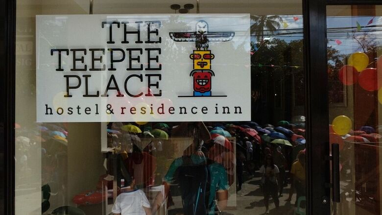 Hostal The Teepee Place Hostel & Residence Inn