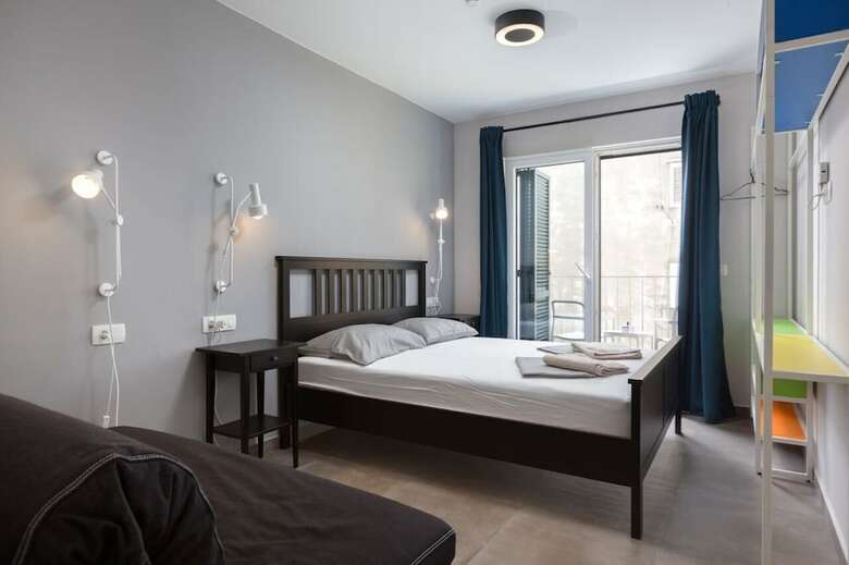 Hostal Subtub Hostel Makarska