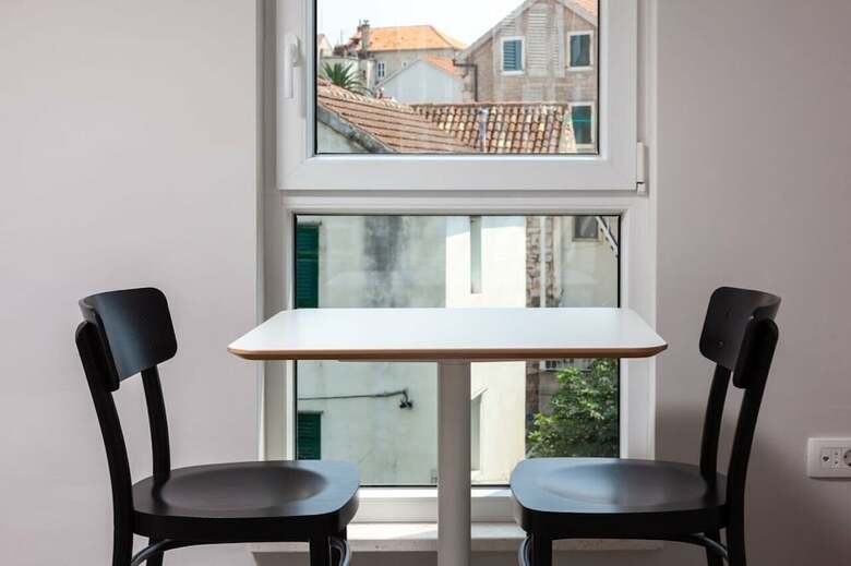 Hostal Subtub Hostel Makarska