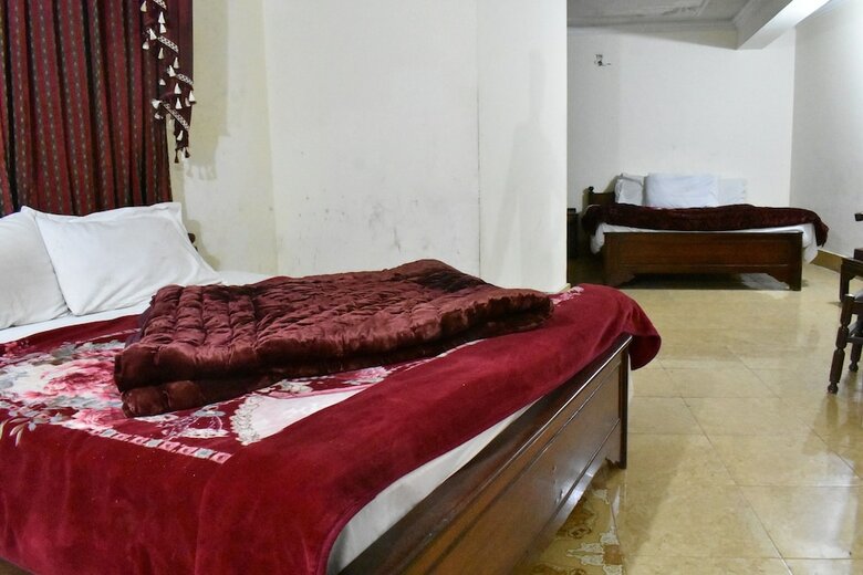 Hotel Mughal-e-azam Murree