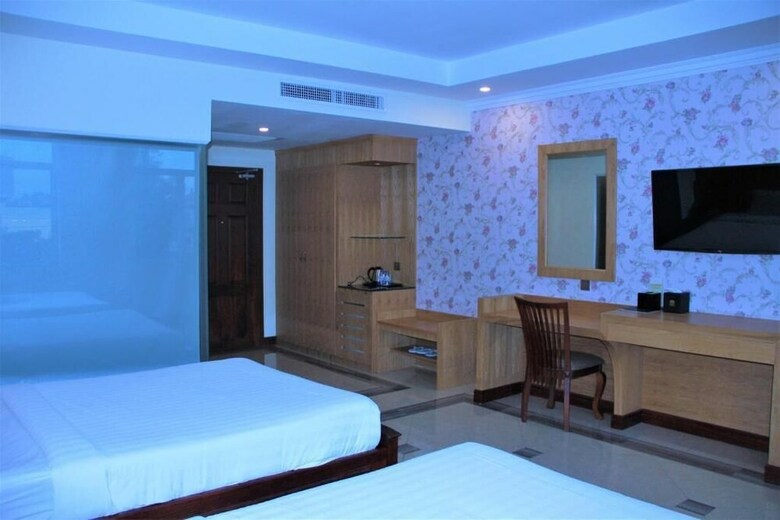 Na Chateau Hotel