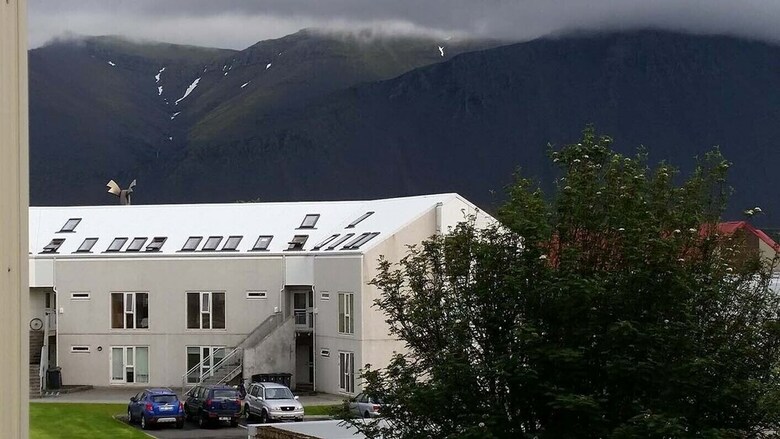 Large Apartments Staywest