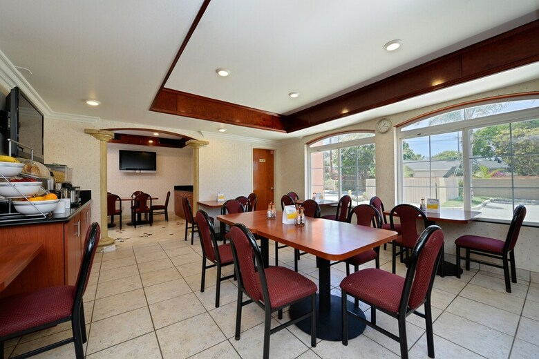 Hotel Comfort Suites Oceanside Camp Pendleton Area