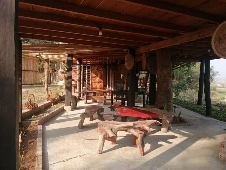 Hotel Nakhaohorm Farming Resort