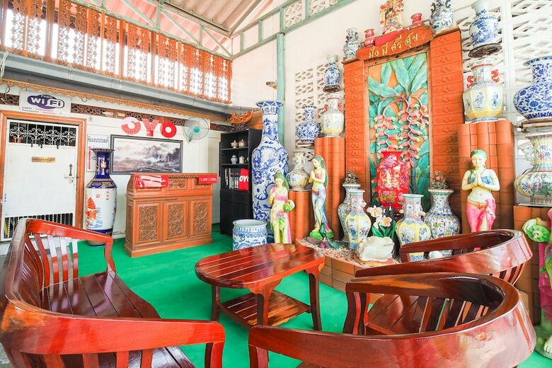Oyo 654 Samanmit Inn Hotel