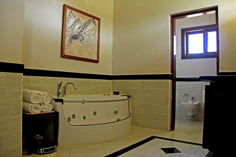 Hotel Ocean Beach Resort & Spa