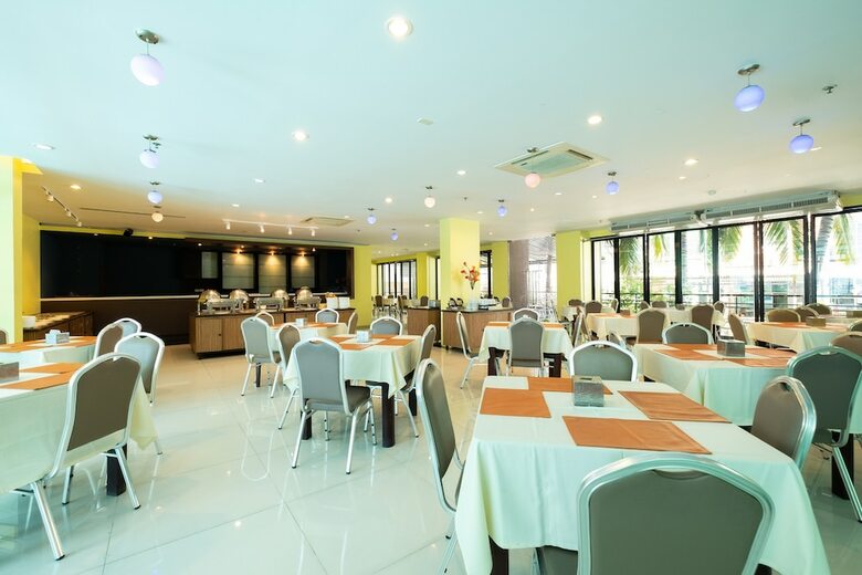 Vogue Pattaya Hotel