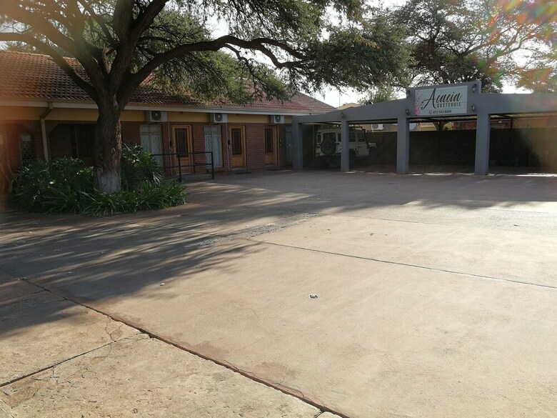Hotel Acacia Guesthouse
