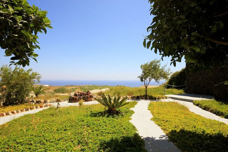 Aparthotel Thea Luxury Resort