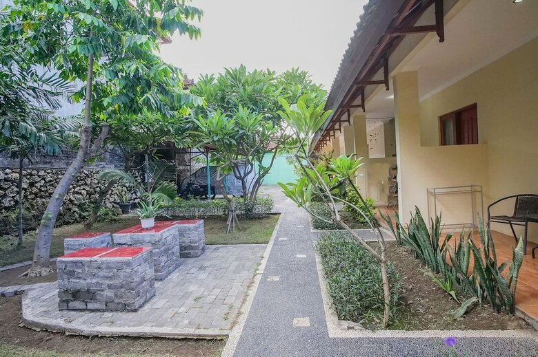 Hotel Bintang Garden House
