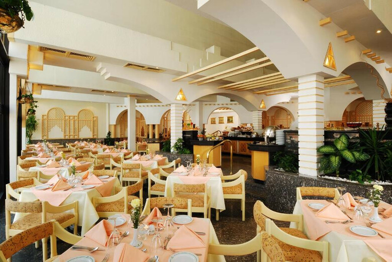 Hotel Pyramids Resort By Jaz