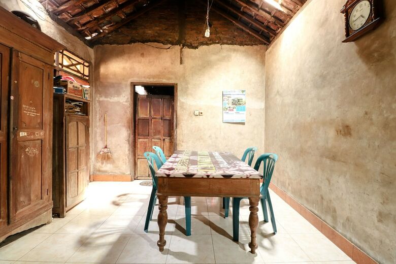 Hotel Kasmiyem Homestay
