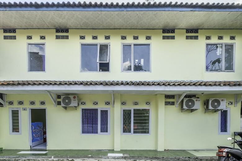 Hostal Spot On 2384 Pondok Nabil