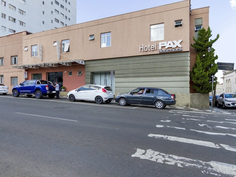 Oyo Hotel Pax Express