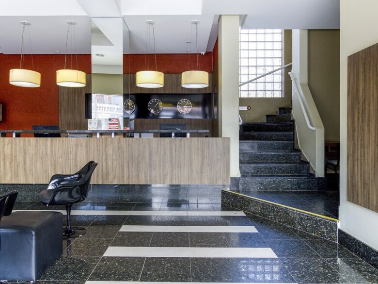Oyo Hotel Pax Express