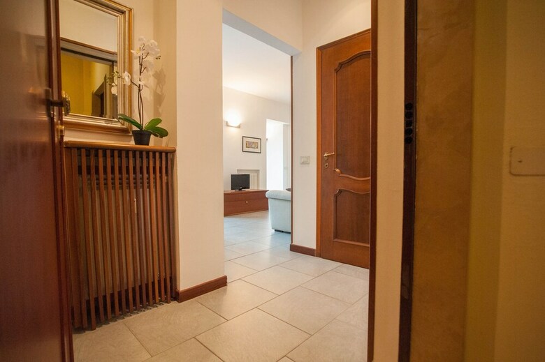 Valverde Apartments
