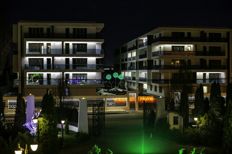 Aparthotel Ambasad'or Home & Apartments