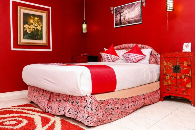 Hotel Oyo 2359 Bayfront Karnadia