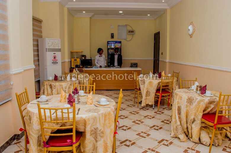Peace Hotel And Suites