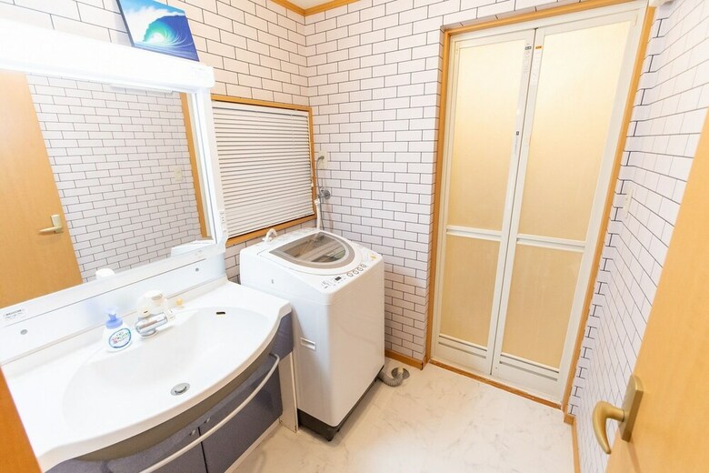 Kumi's Home For 14 Guests