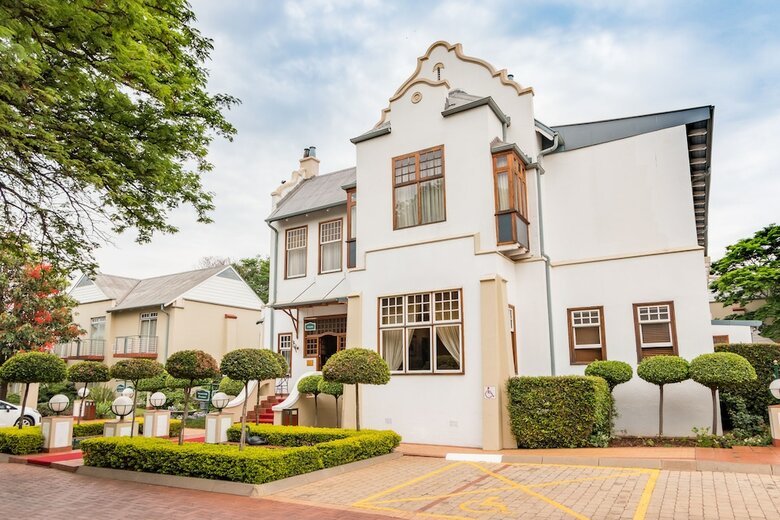 Courtyard Hotel Arcadia