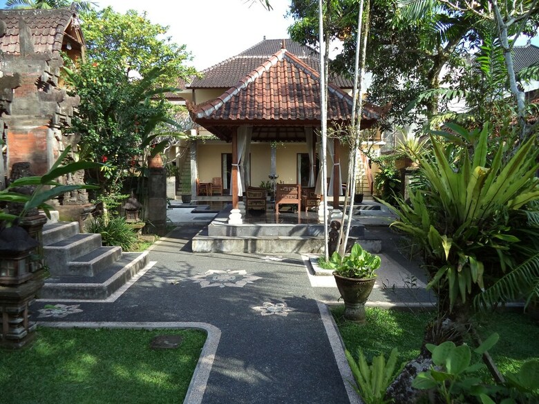 Apartamento Lokasari Bungalows Spa & Gallery