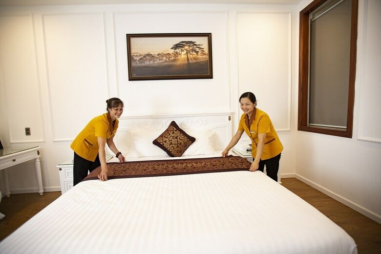 Mai Vang II Hotel