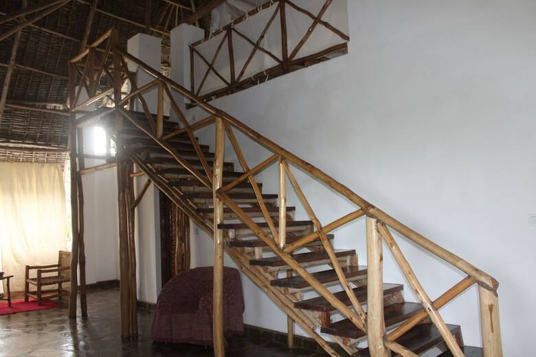 Bed & Breakfast Makini House