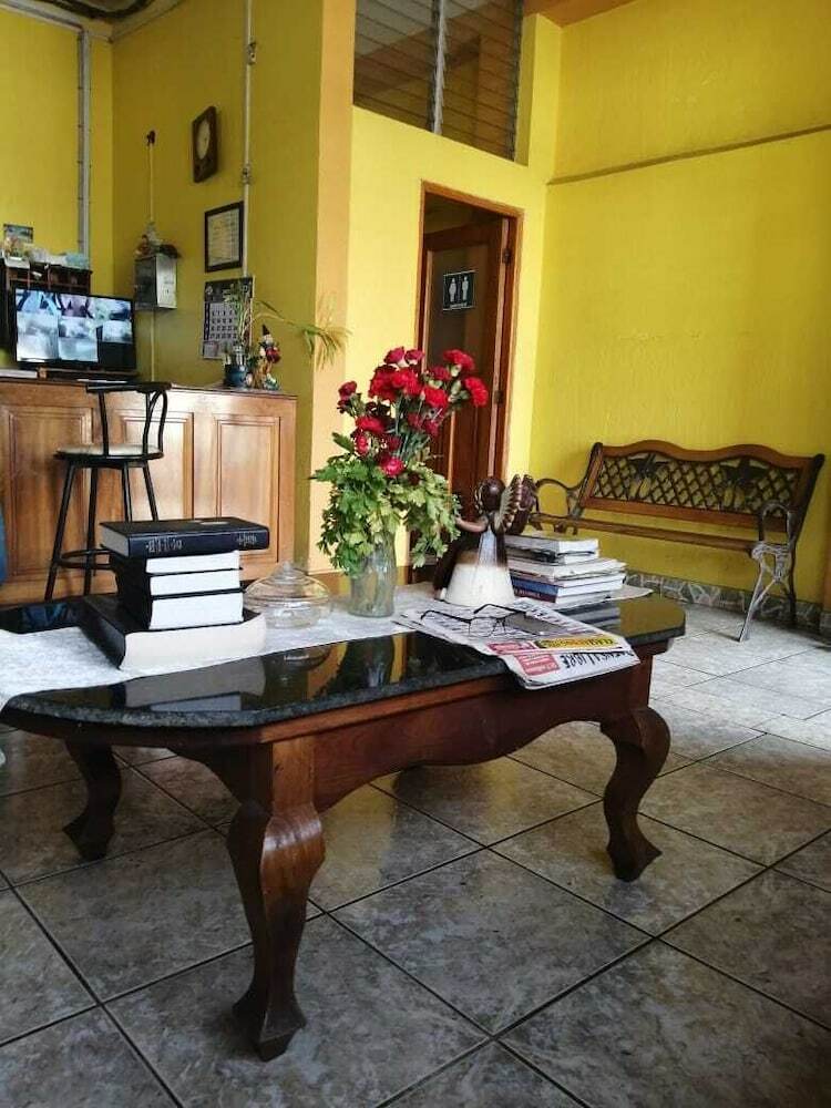 Hotel La Estancia