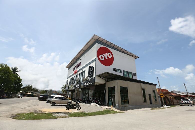 Oyo 89678 Ady Hotel