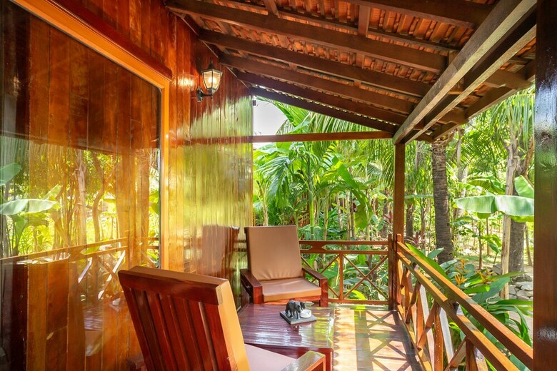 Hotel Floating Khmer Village Resort