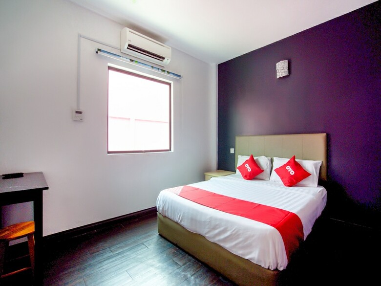 Oyo 89895 Senses Budget Hotel