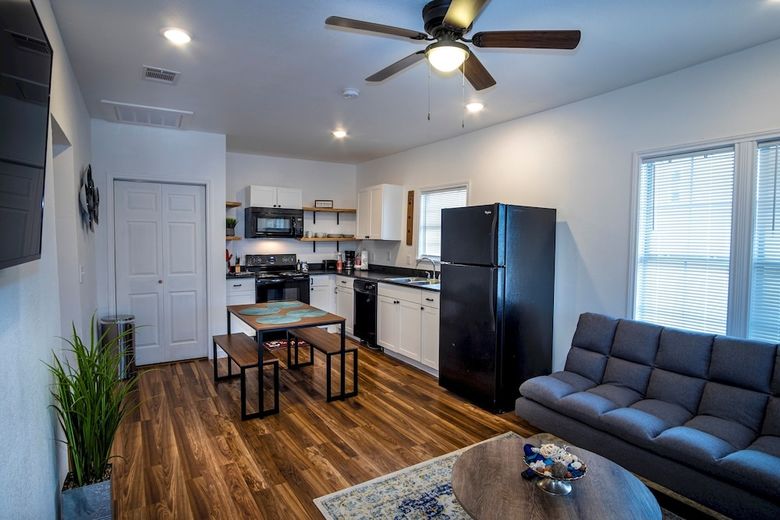 Apartamento Downtown View Cozy 2br/1ba Home Sleeps 8