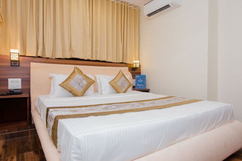 Hotel Axis International