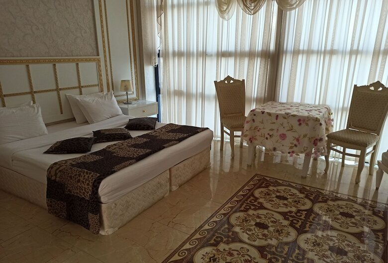 Hotel Kaspi Beach Resort