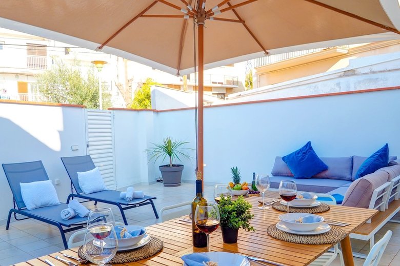 San Sebastian Apartment With Patio