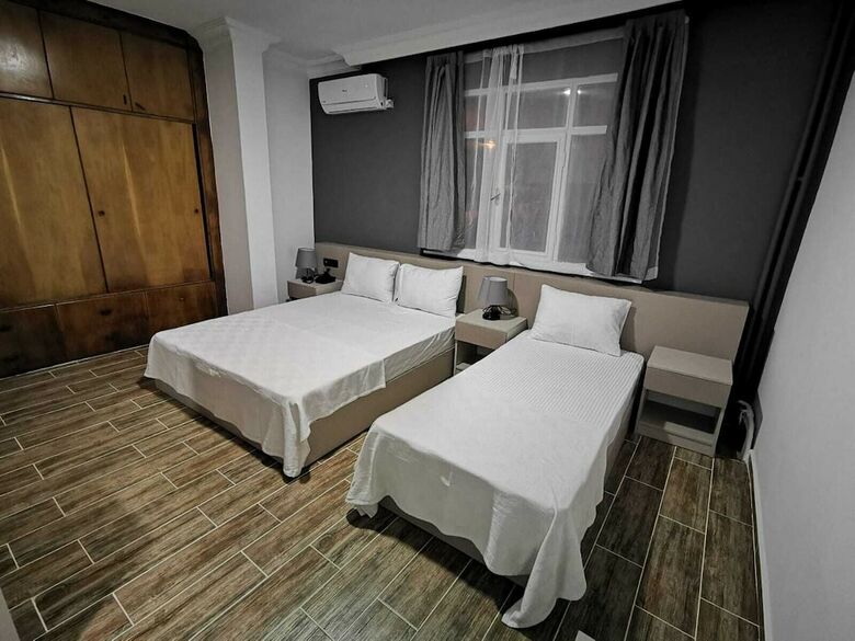 Hotel No57 Suites