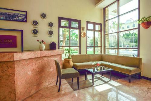Hotel Empire Beach Resort