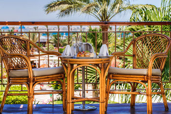 Hotel The Desert Rose Resort