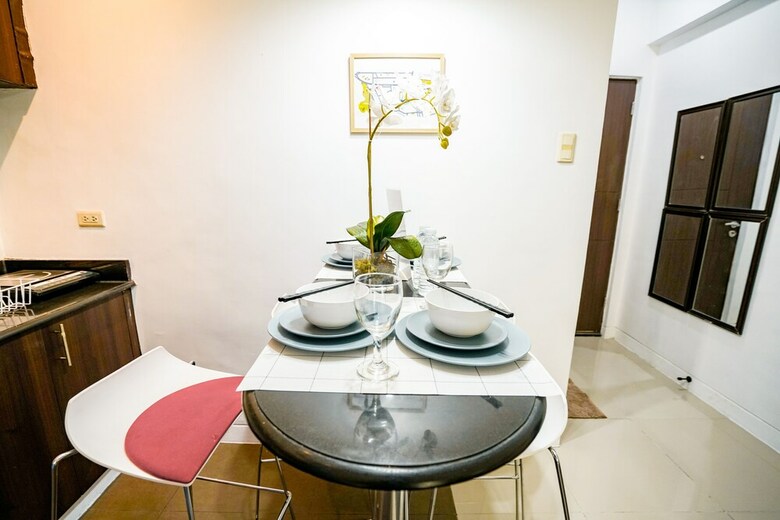 Indigo Mckinley Hill Stamford Residences