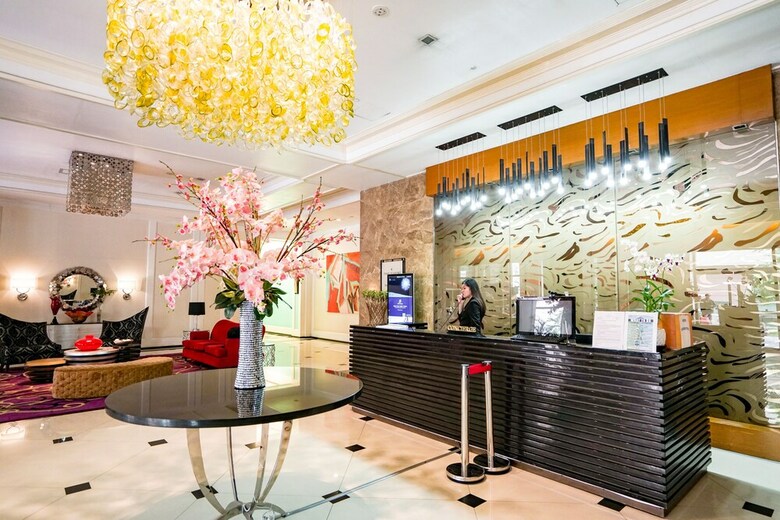 Indigo Mckinley Hill Stamford Residences