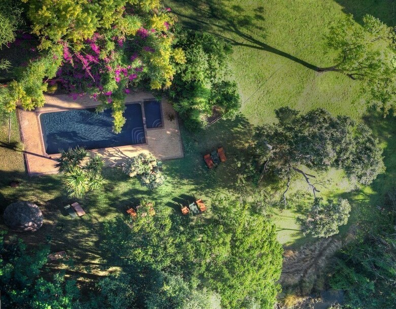 Kubu Hotel