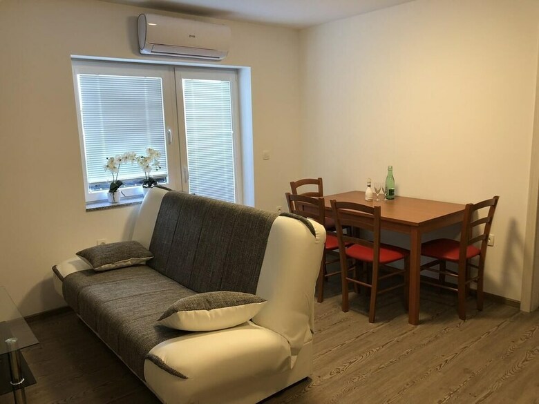 Apartments Rikli Rodine Near Bled