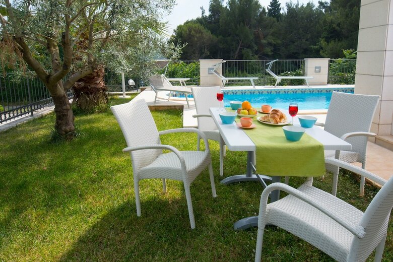 Apartments Lumare With Private Pool